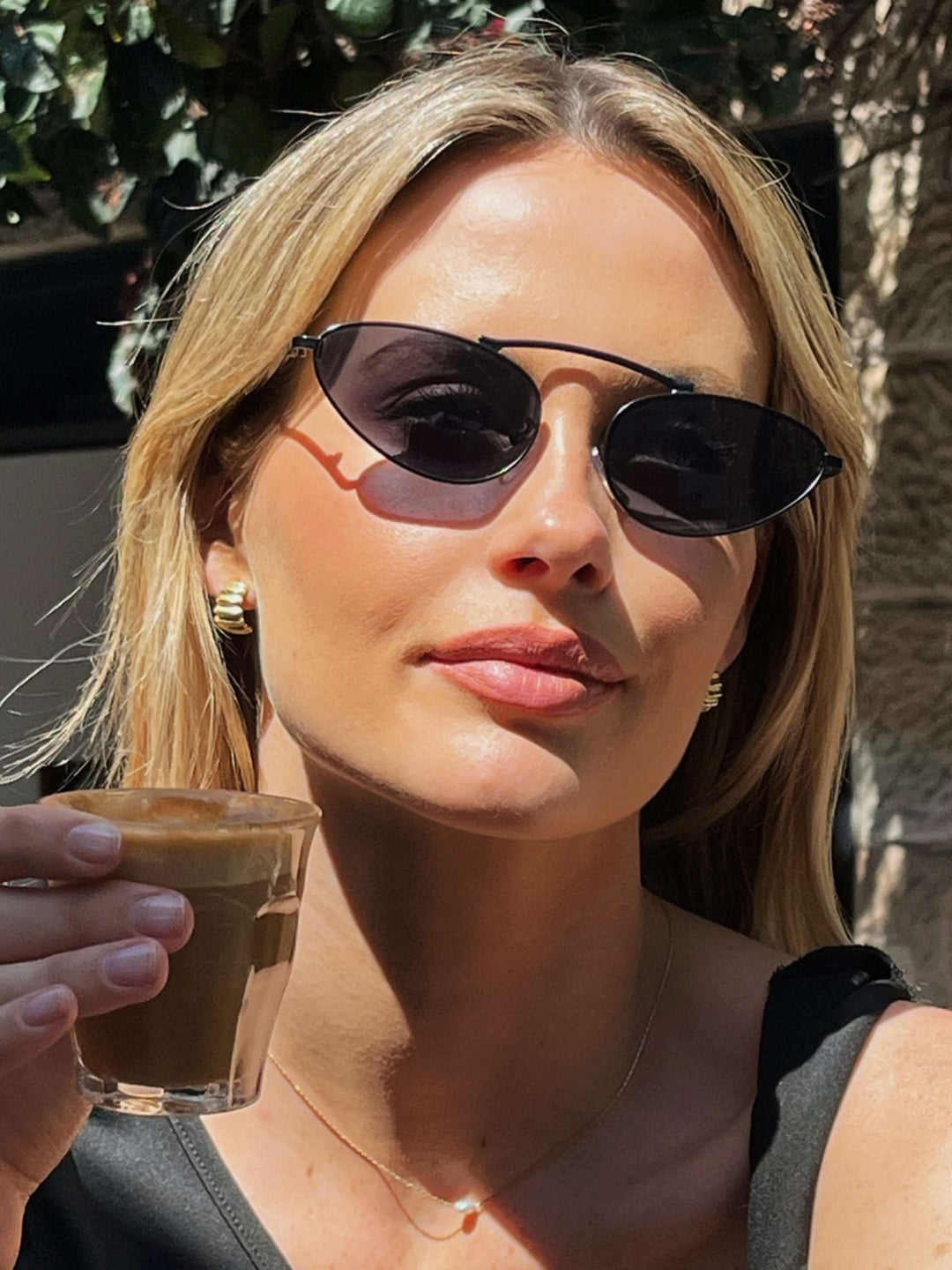 Navaya | Slim Oval Sunglasses